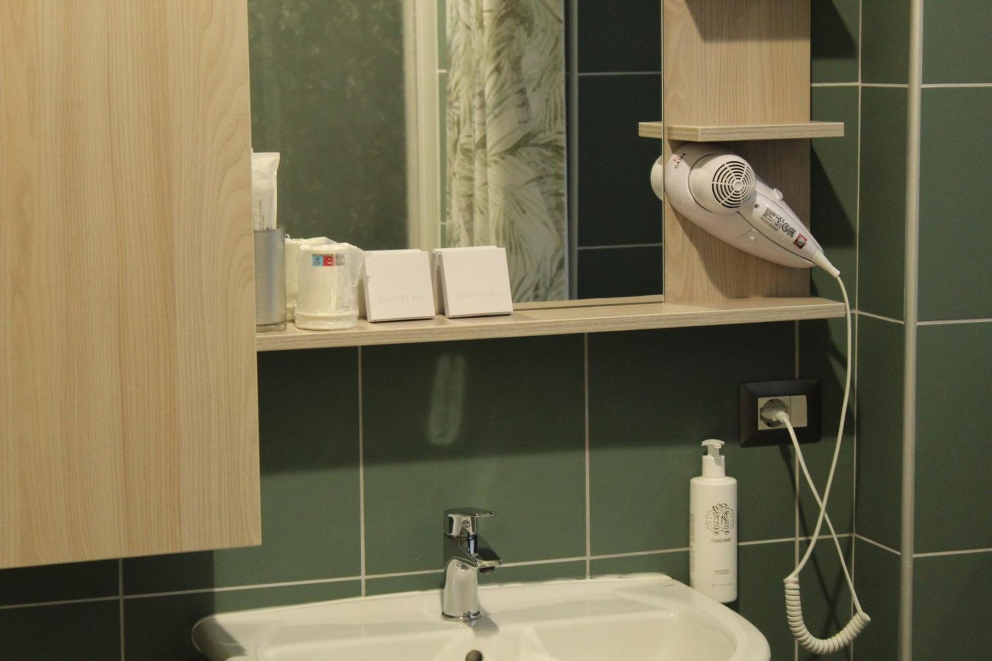 Volpedo Hostel エクステリア 写真